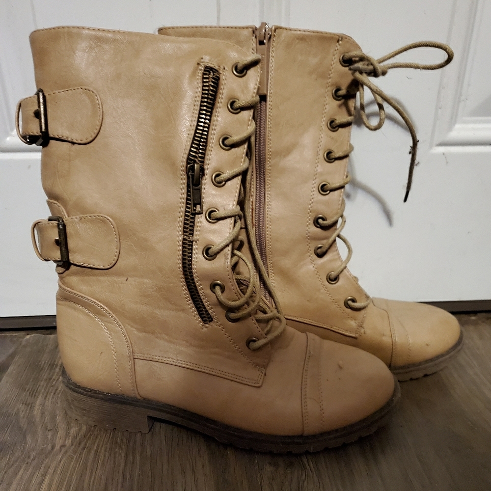 Daily shoes boots